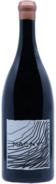 Magnus - Pinot Noir